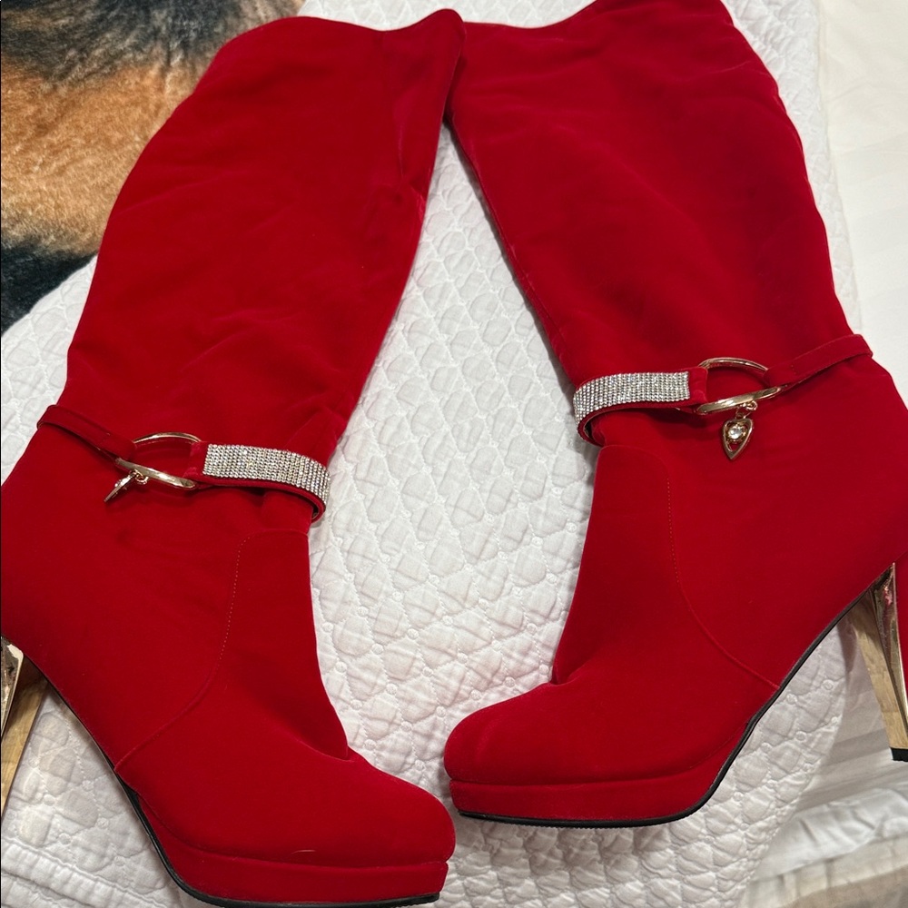 Elegant Red Women's Boots